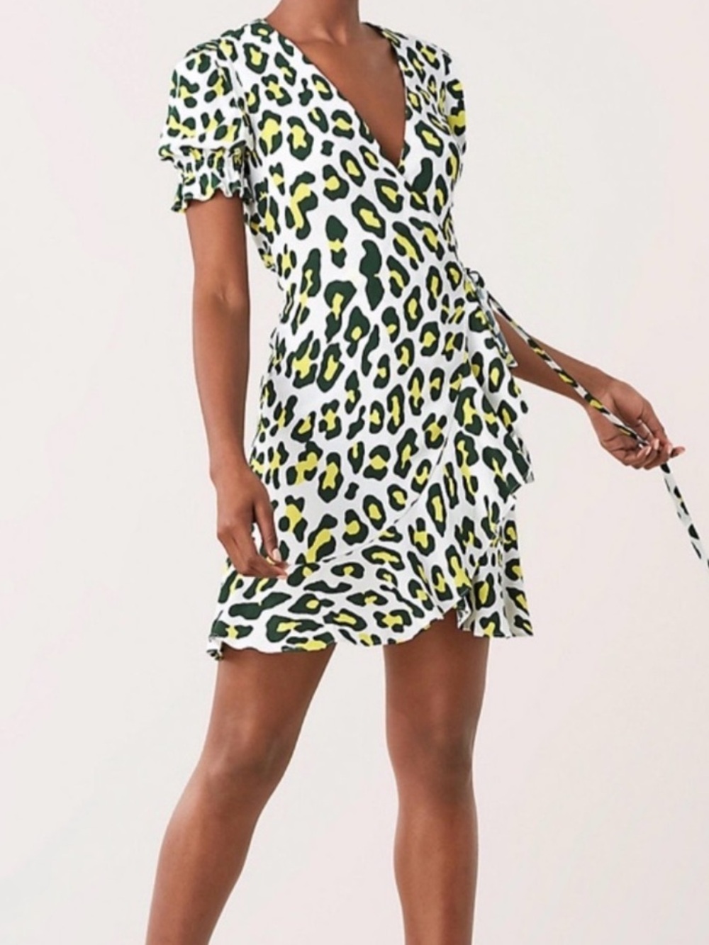Diane Von Furstenberg S Womens Emilia Short Sleeve Summer Leopard Sulphur